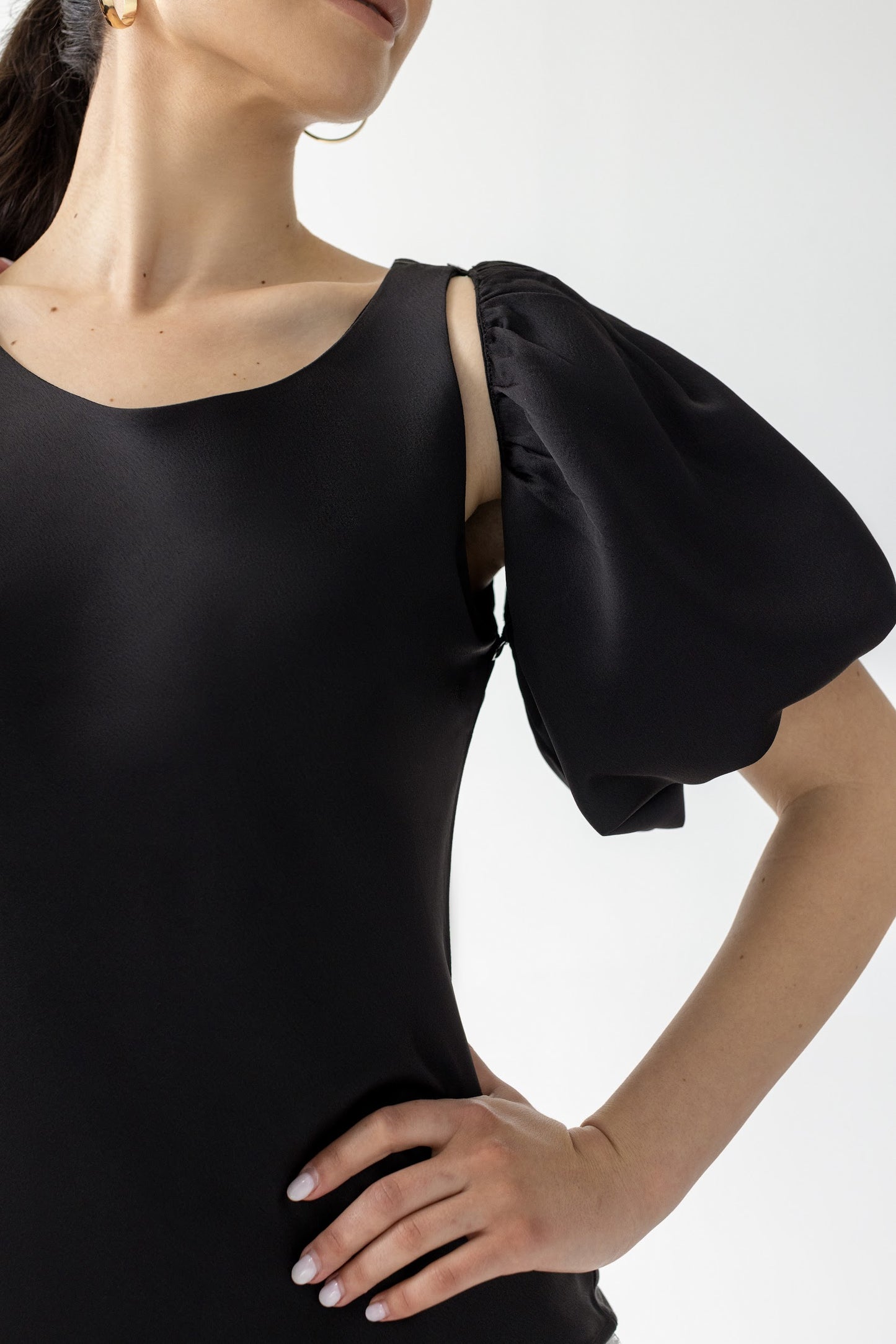 Malli Bias Top with Detachable Puff Sleeves